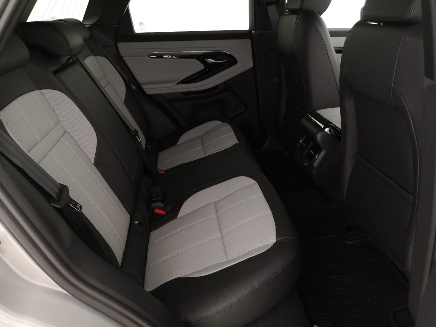 LAND ROVER RANGE ROVER EVOQUE 2.0D I4 163 MHEV R-Dynamic SE AWD auto - FW/AV/OR