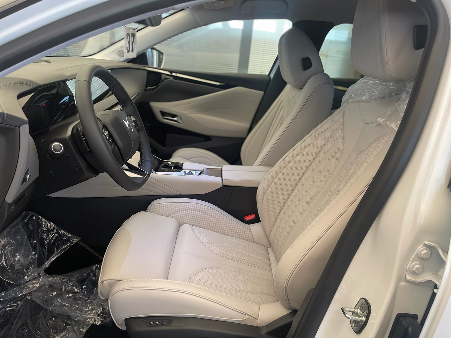DS 4 BlueHDi 130cv Auto. Esprit De Voyage - FW/LS
