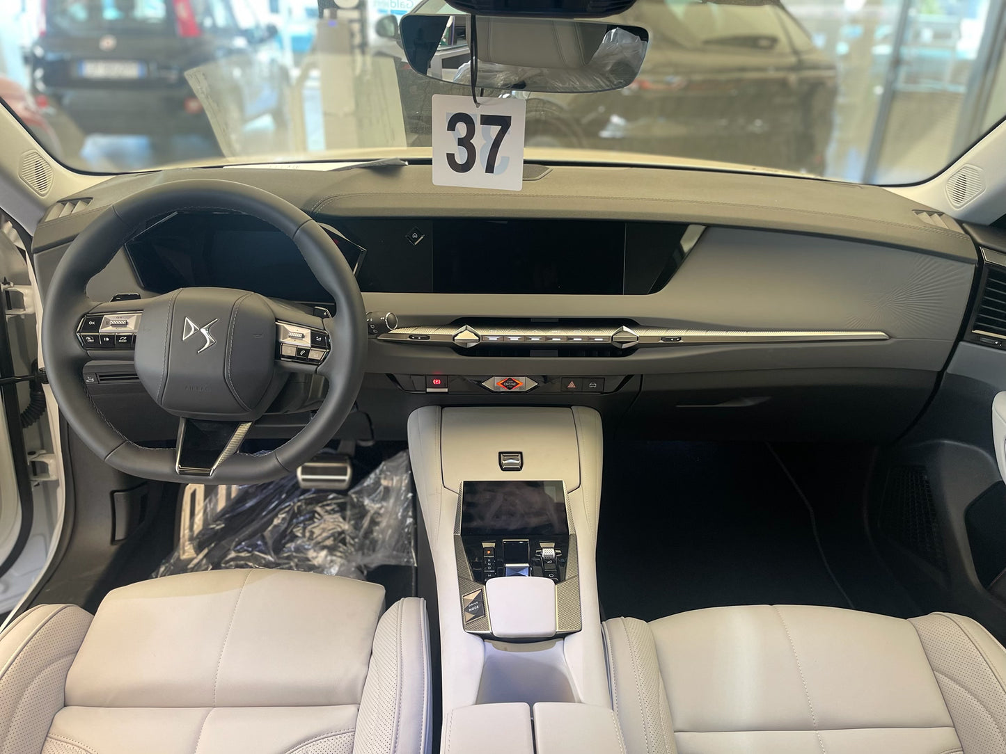 DS 4 BlueHDi 130cv Auto. Esprit De Voyage - FW/LS