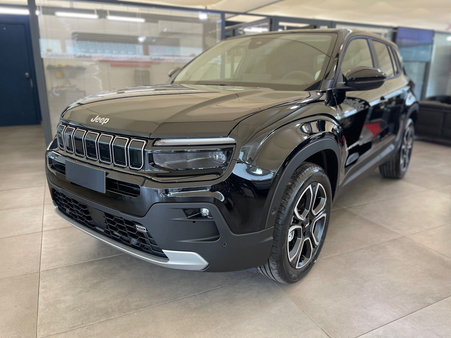 JEEP AVENGER 1.2 MHEV e-Hybrid Turbo Autom. Longitude - FW/AV