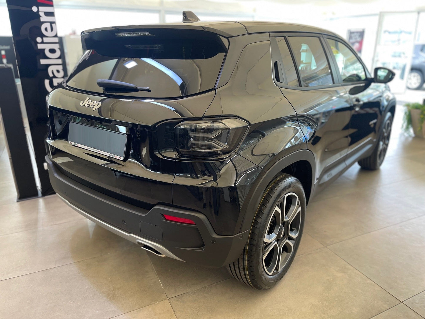 JEEP AVENGER 1.2 MHEV e-Hybrid Turbo Autom. Longitude - FW/AV