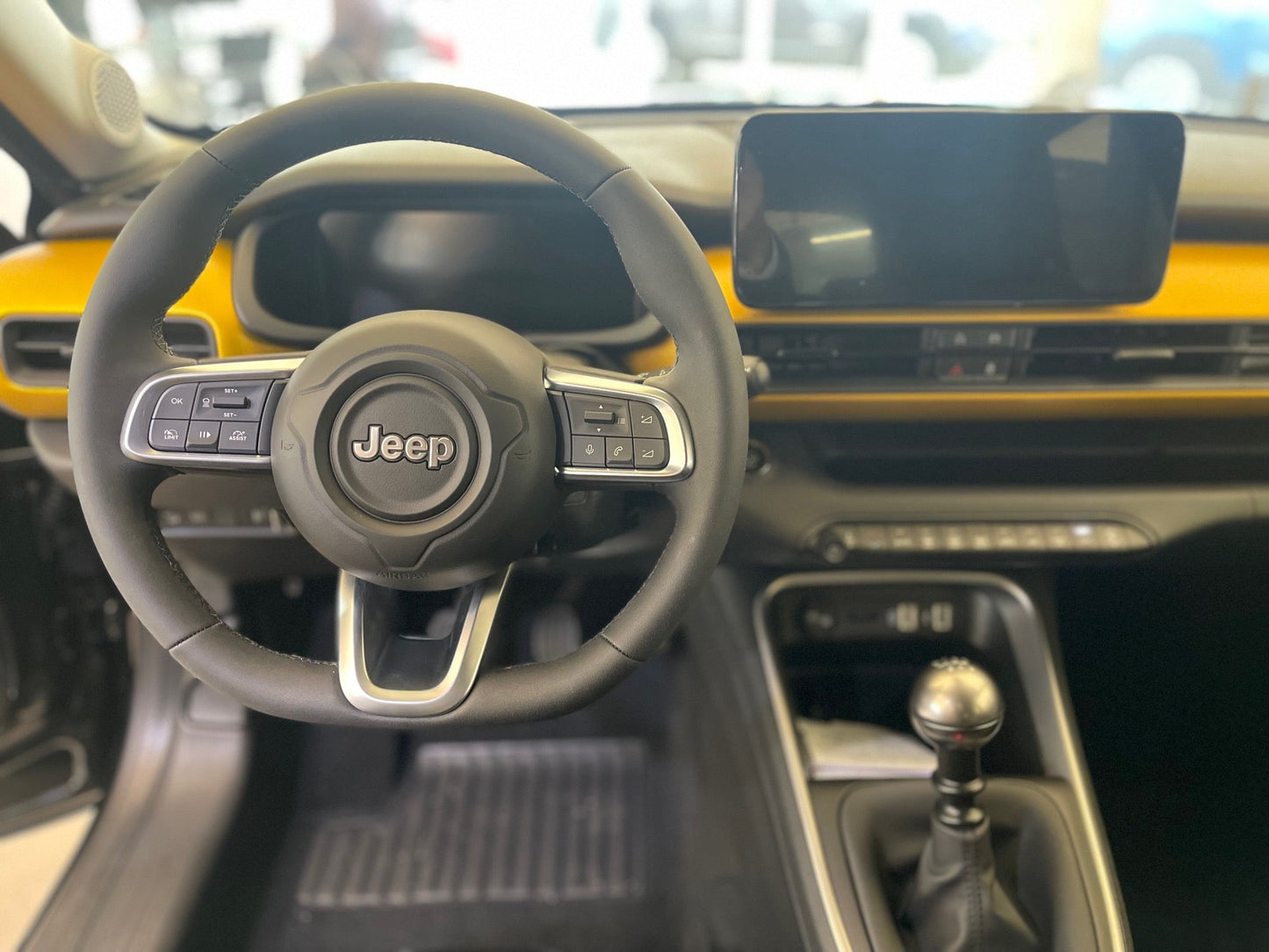 JEEP AVENGER 1.2 MHEV e-Hybrid Turbo Autom. Longitude - FW/AV