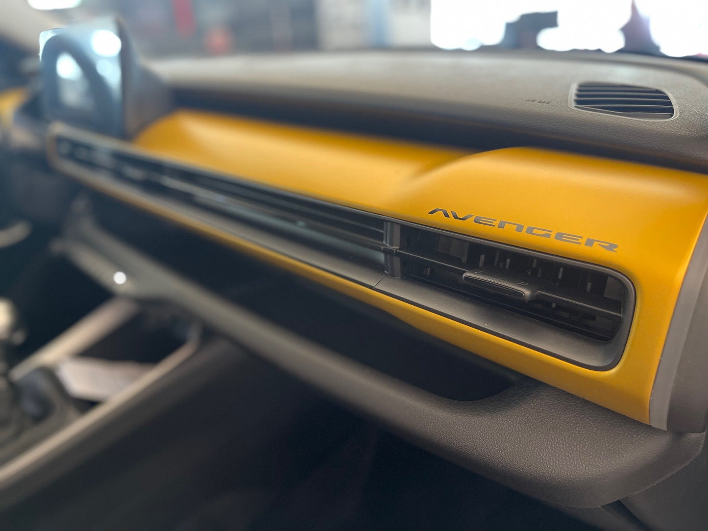 JEEP AVENGER 1.2 MHEV e-Hybrid Turbo Autom. Longitude - FW/AV