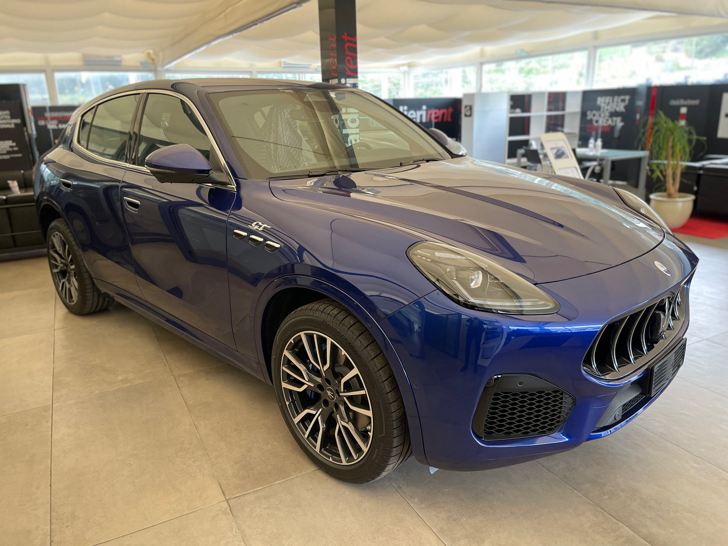 Maserati GRECALE 2.0cc 250cv MHEV GT Q4 Auto My 2023 - FW/AV